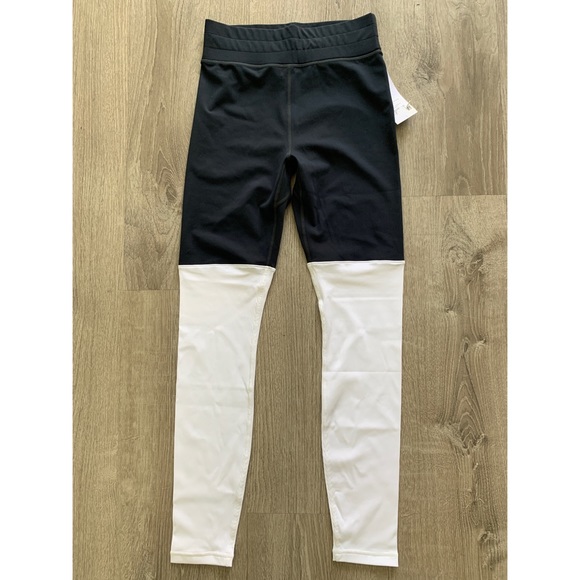 SPIRITUAL GANGSTER BLACK/WHITE HW LEGGINGS - Picture 2 of 3